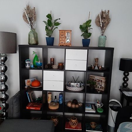 Nergens Apartment Rotterdam Bagian luar foto