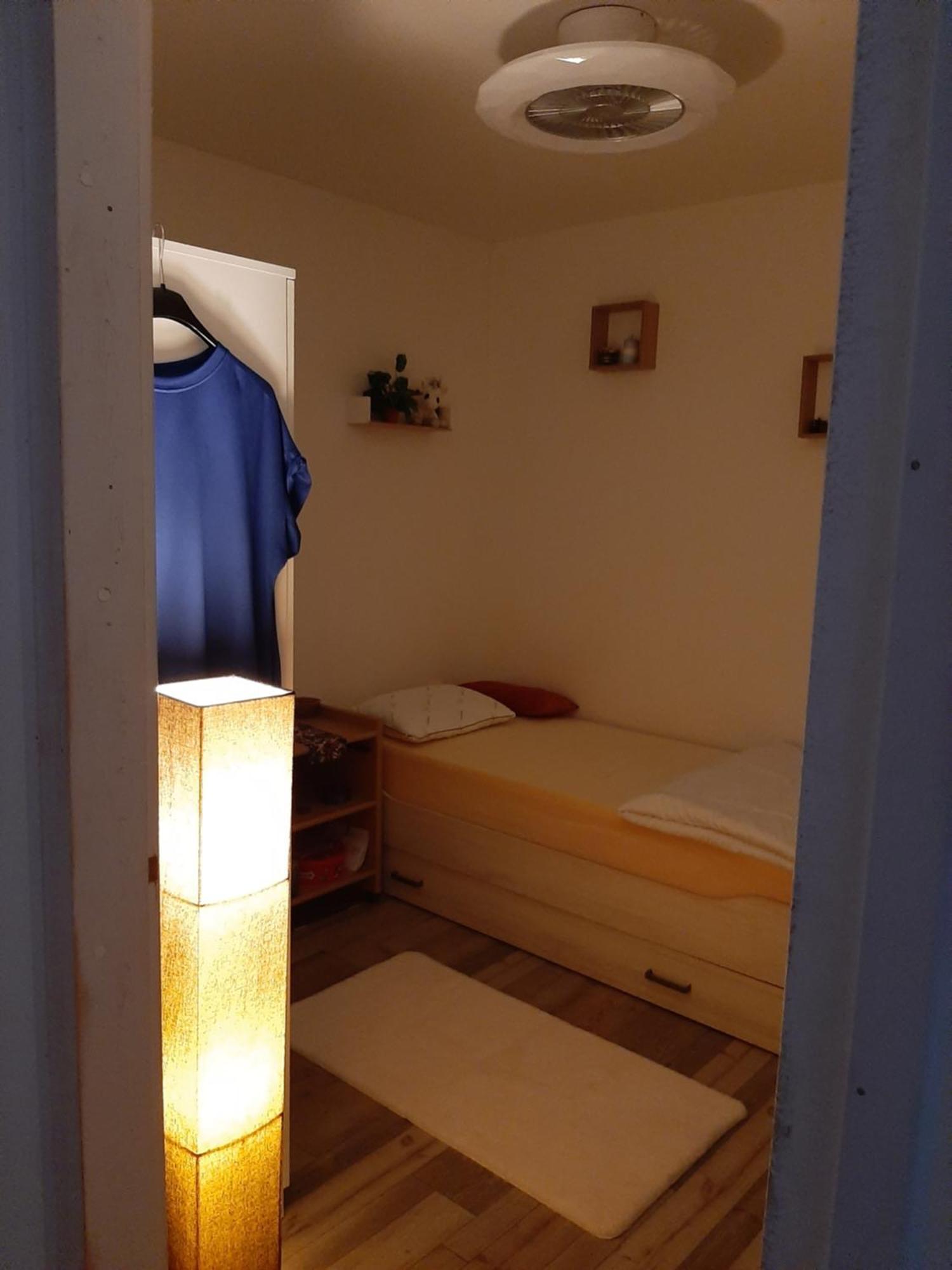 Nergens Apartment Rotterdam Bagian luar foto
